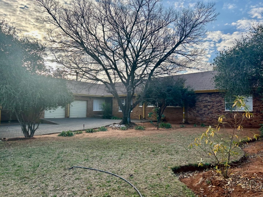 4 Bedroom Property for Sale in Universitas Ridge Free State